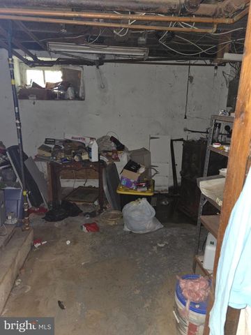 523 WINFIELD AVE, Upper Darby, PA 19082