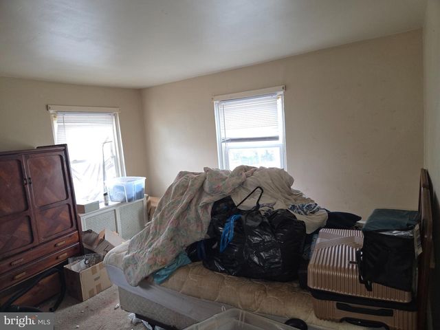 523 WINFIELD AVE, Upper Darby, PA 19082