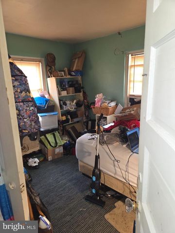 523 WINFIELD AVE, Upper Darby, PA 19082