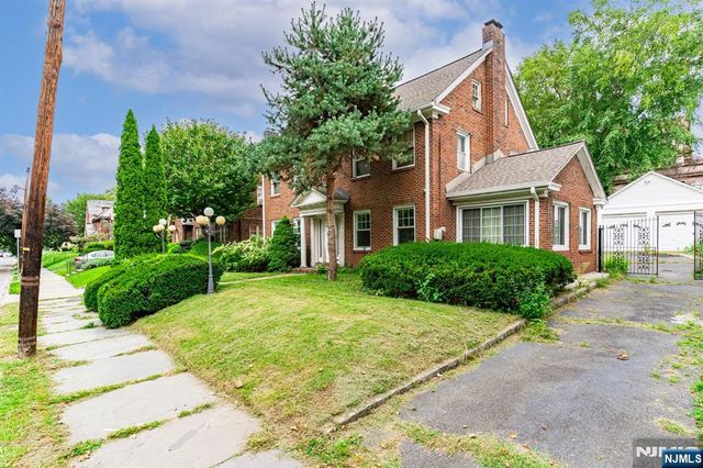 523-525 Lake, Newark, NJ 07104
