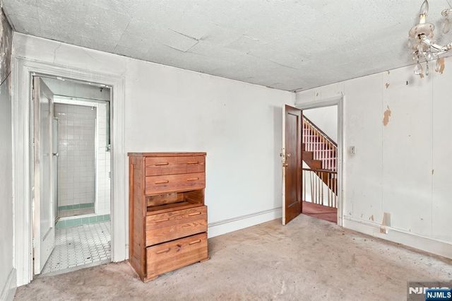 523-525 Lake, Newark, NJ 07104