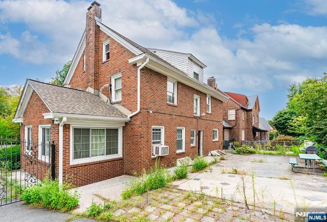 523-525 Lake, Newark, NJ 07104