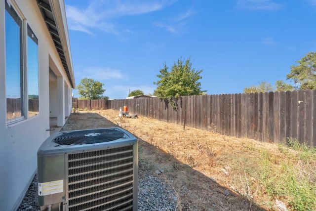 4688-4690 Pacific Ave, Olivehurst, CA 95961