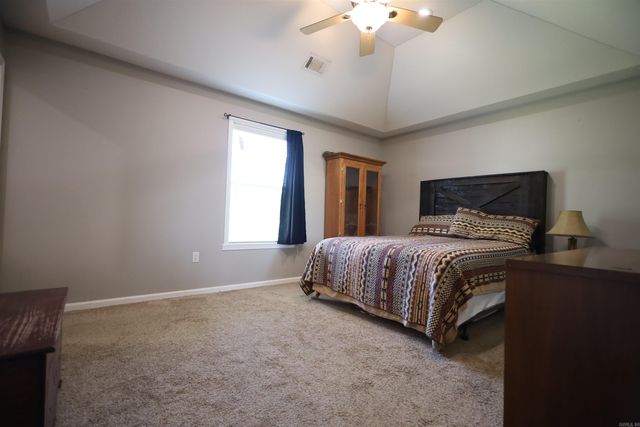 2801 Canterbury, Paragould, AR 72450