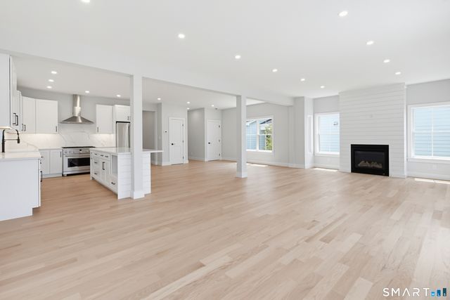 519 Newfield Avenue, Stamford, CT 06905