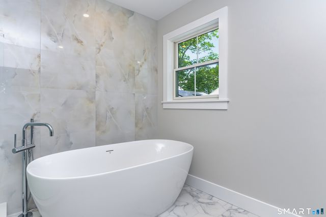 519 Newfield Avenue, Stamford, CT 06905