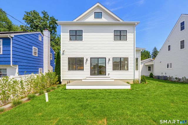 519 Newfield Avenue, Stamford, CT 06905