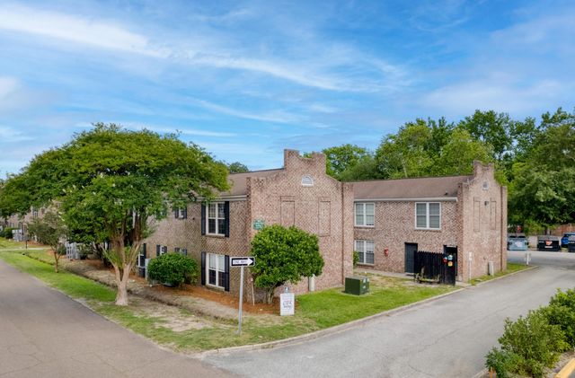 867 Colony Drive F92, Charleston, SC 29407