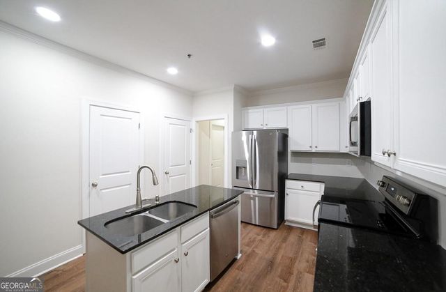 200 Rivergrove Parkway A3, Athens, GA 30605