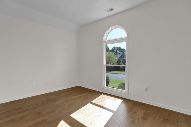 4151 SPARROW HILL DR, Lakeland, TN 38002