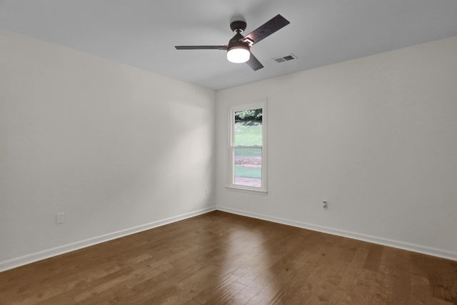 4151 SPARROW HILL DR, Lakeland, TN 38002