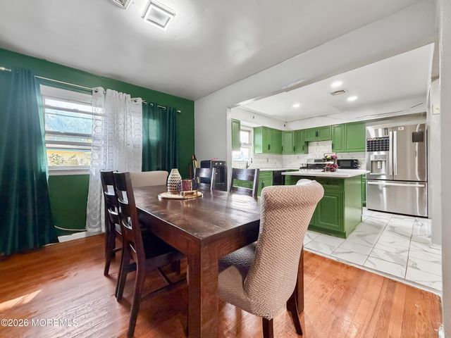 1 Glenwood Road, Toms River, NJ 08753