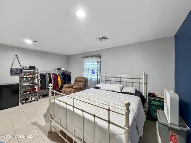 1 Glenwood Road, Toms River, NJ 08753