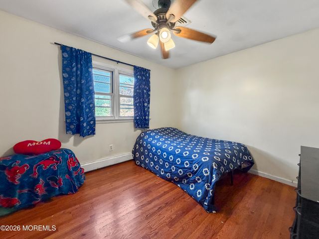 1 Glenwood Road, Toms River, NJ 08753