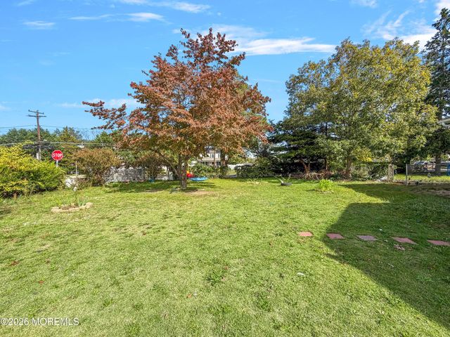 1 Glenwood Road, Toms River, NJ 08753