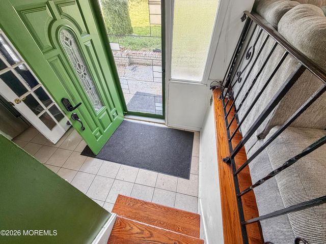 1 Glenwood Road, Toms River, NJ 08753