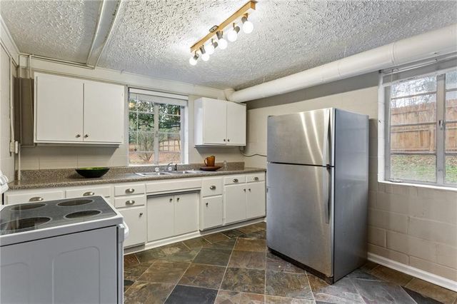 3202 Dunn SE Street, Smyrna, GA 30080