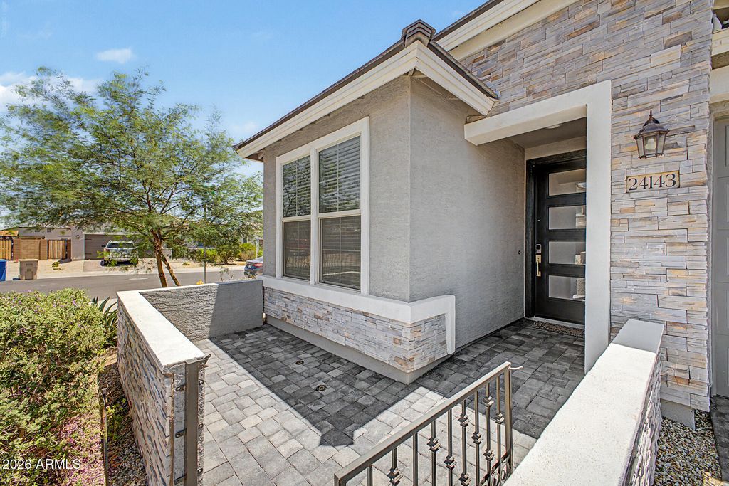 24143 W WHYMAN Avenue, Buckeye, AZ 85326 — photo 4