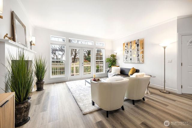 11870 SE 5th Street, Bellevue, WA 98005