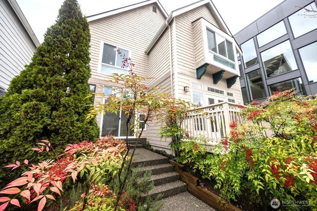 11870 SE 5th Street, Bellevue, WA 98005