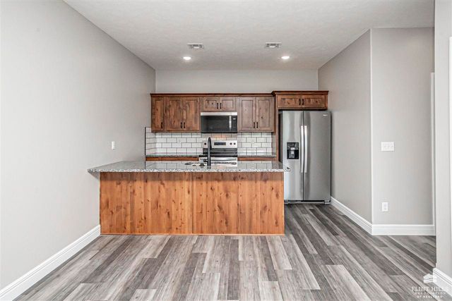 1806 Broadfoot Drive, Abilene, KS 67410