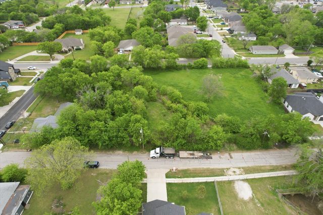 5301 Elgin Street, Fort Worth, TX 76105