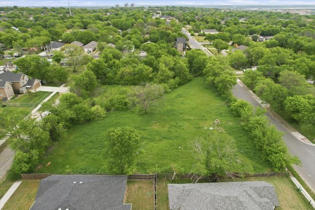 5301 Elgin Street, Fort Worth, TX 76105