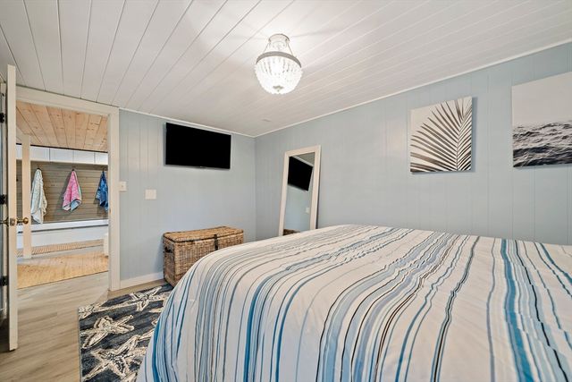 8 Water St, Marshfield, MA 02050