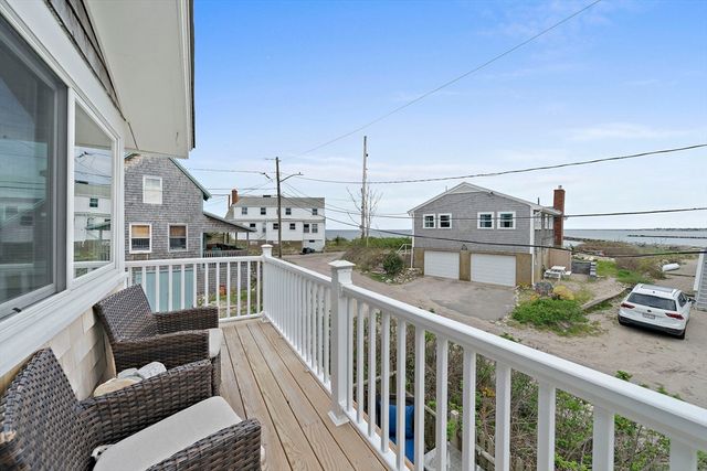 8 Water St, Marshfield, MA 02050