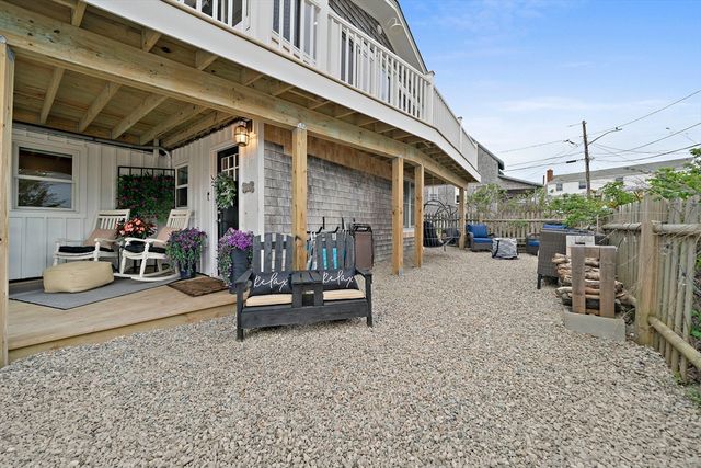 8 Water St, Marshfield, MA 02050