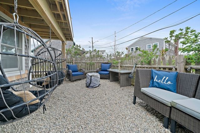 8 Water St, Marshfield, MA 02050