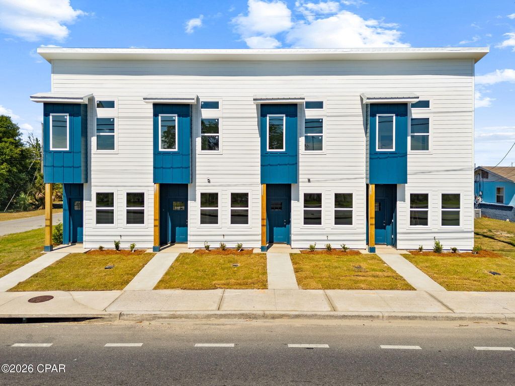 1421 Martin Luther King Junior Boulevard B, Panama City, FL 32401