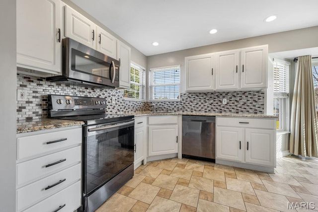 77 Winchester Court, Wright City, MO 63390