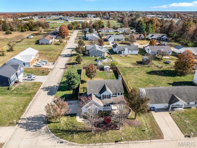 77 Winchester Court, Wright City, MO 63390