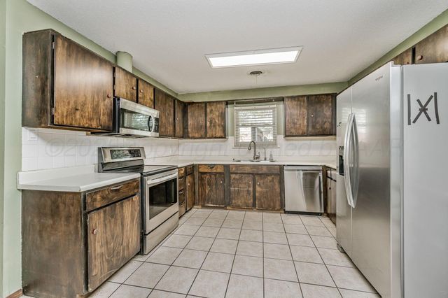 5208 HILLSIDE Road, Amarillo, TX 79109