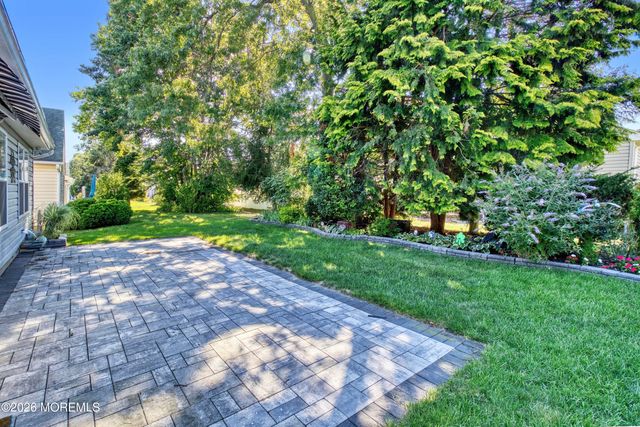 22 Woodchuck Lane 22, Brick, NJ 08724