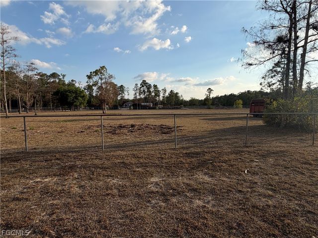 3931 2nd AVE SE, Naples, FL 34117