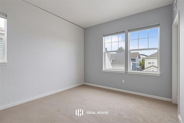7454 E 28th Avenue 3, Denver, CO 80238