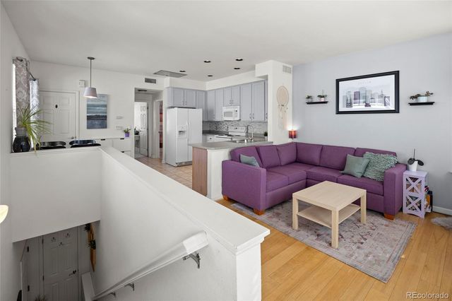 7454 E 28th Avenue 3, Denver, CO 80238