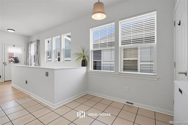 7454 E 28th Avenue 3, Denver, CO 80238