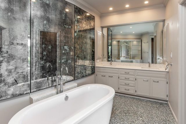 835 La Honda Road, Woodside, CA 94062