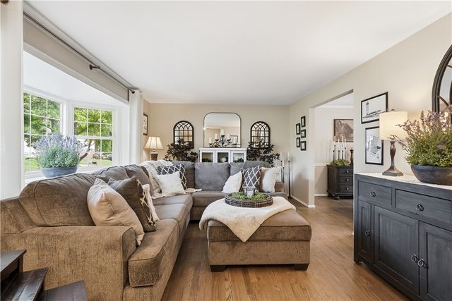 737 Wyngold Drive, Mccandless, PA 15237