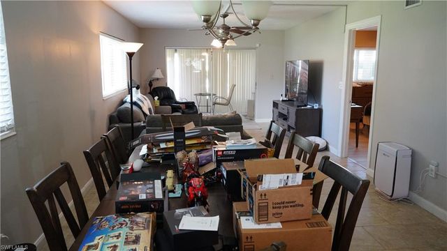 2100 Barkeley LN 1, Fort Myers, FL 33907