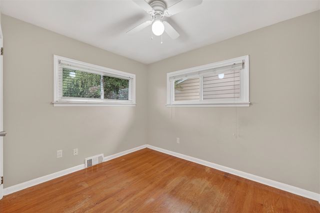 29360 Howard Avenue, Madison Heights, MI 48071