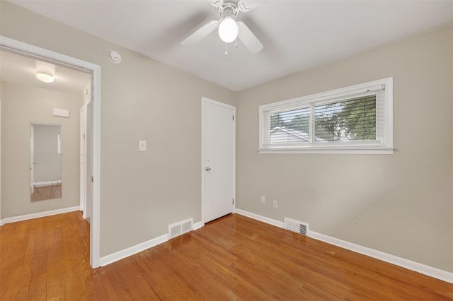 29360 Howard Avenue, Madison Heights, MI 48071