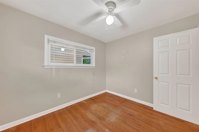 29360 Howard Avenue, Madison Heights, MI 48071