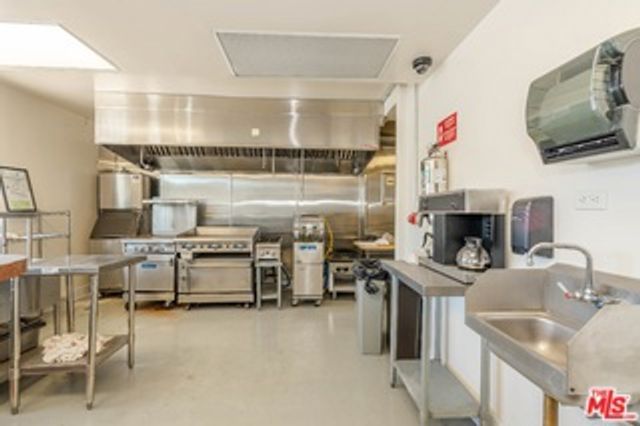 2403 1ST Street, Los Angeles, CA 90033