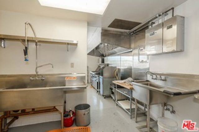 2403 1ST Street, Los Angeles, CA 90033