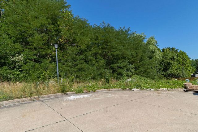 2601 MISTYWOOD CT, Columbia, MO 65202