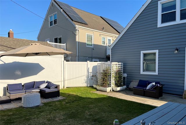 433 W Park Avenue W 1, Long Beach, NY 11561